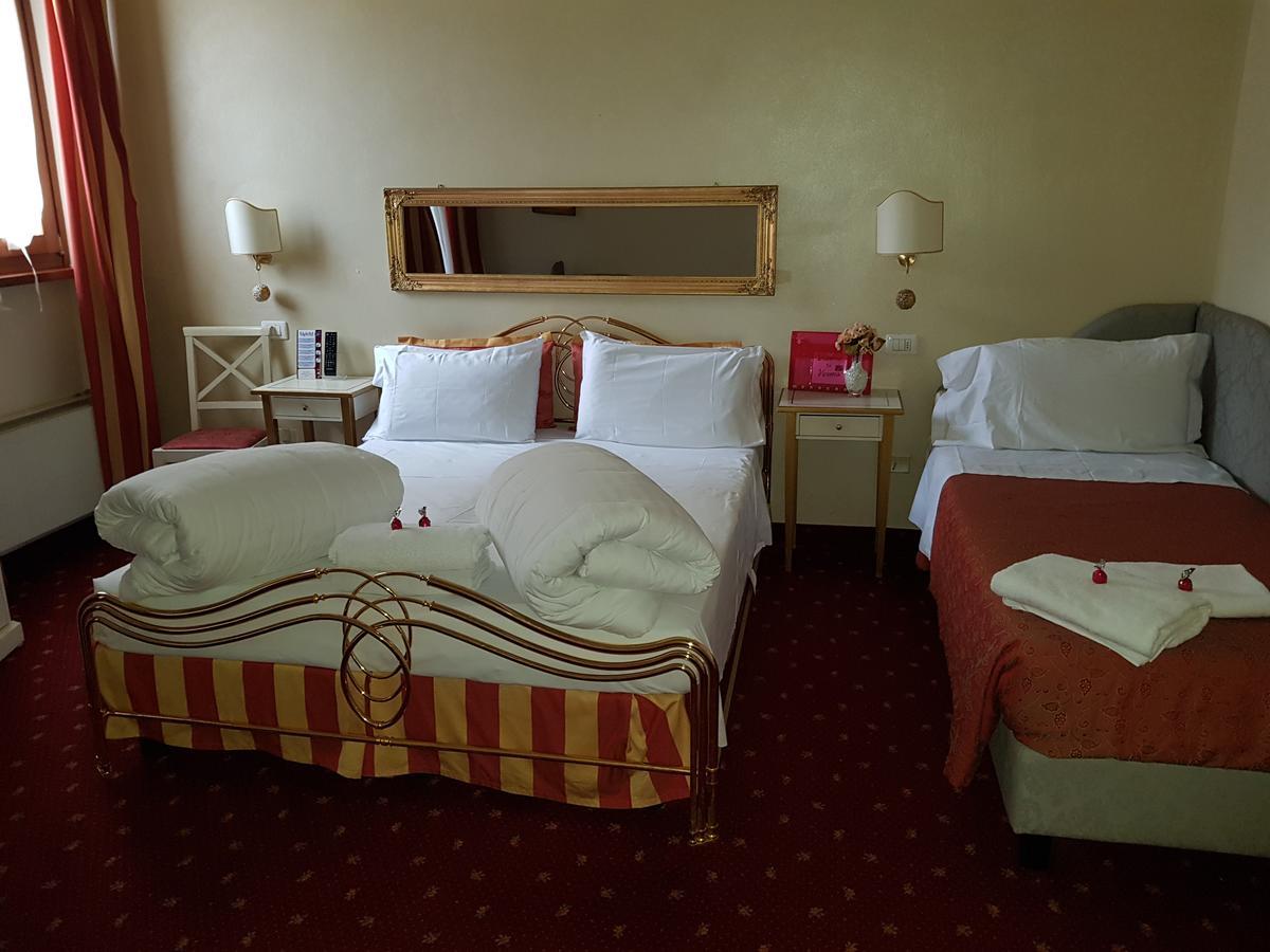 Mi Casa Es Tambien Tu Casa Vips Hotell Verona Eksteriør bilde